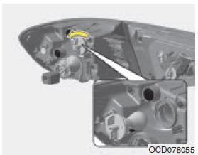 Arka sinyal lambası (Ampul tipi) ampul değişimi (Arka lamba grubu Tip A, B)